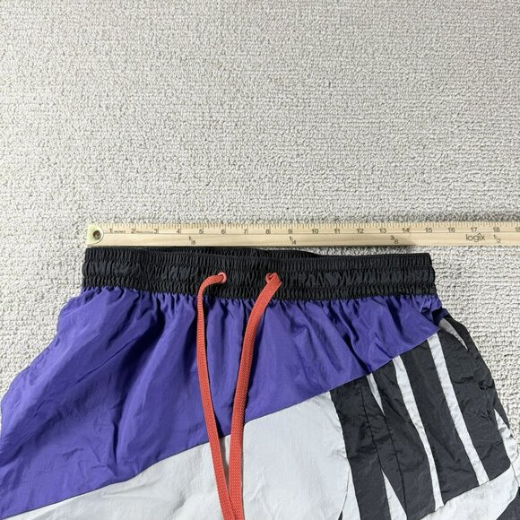 Nike Throwback Futura Nylon Mesh Lined Basketball Shorts Purple Men's Size XL - Picture 5 of 7
